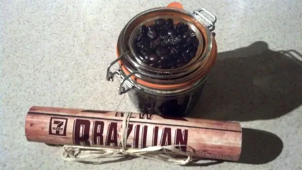 The CaffiNation Reviews: 7 Eleven Brazilian Dark Roast